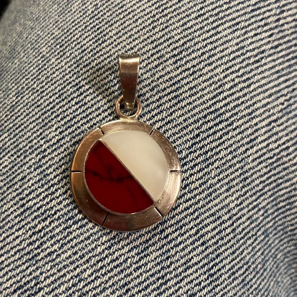 Vintage Sterling Red Jasper/Mother of Pearl 3/4” Pendant